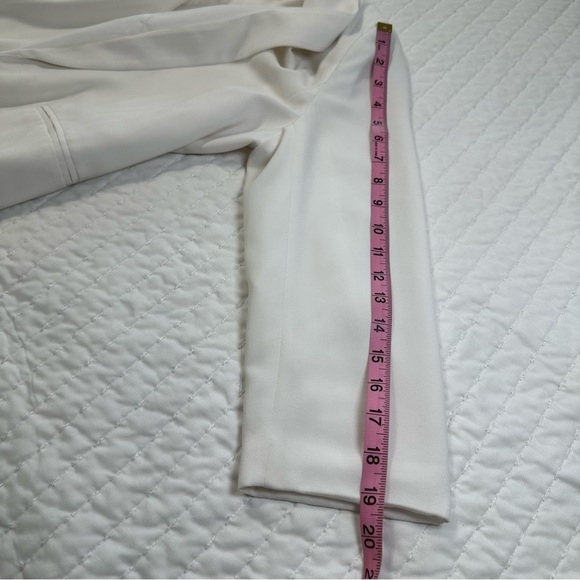 Mural Curve Open Front Shawl Collar Elegant Ivory Blazer - Picture 9 of 12
